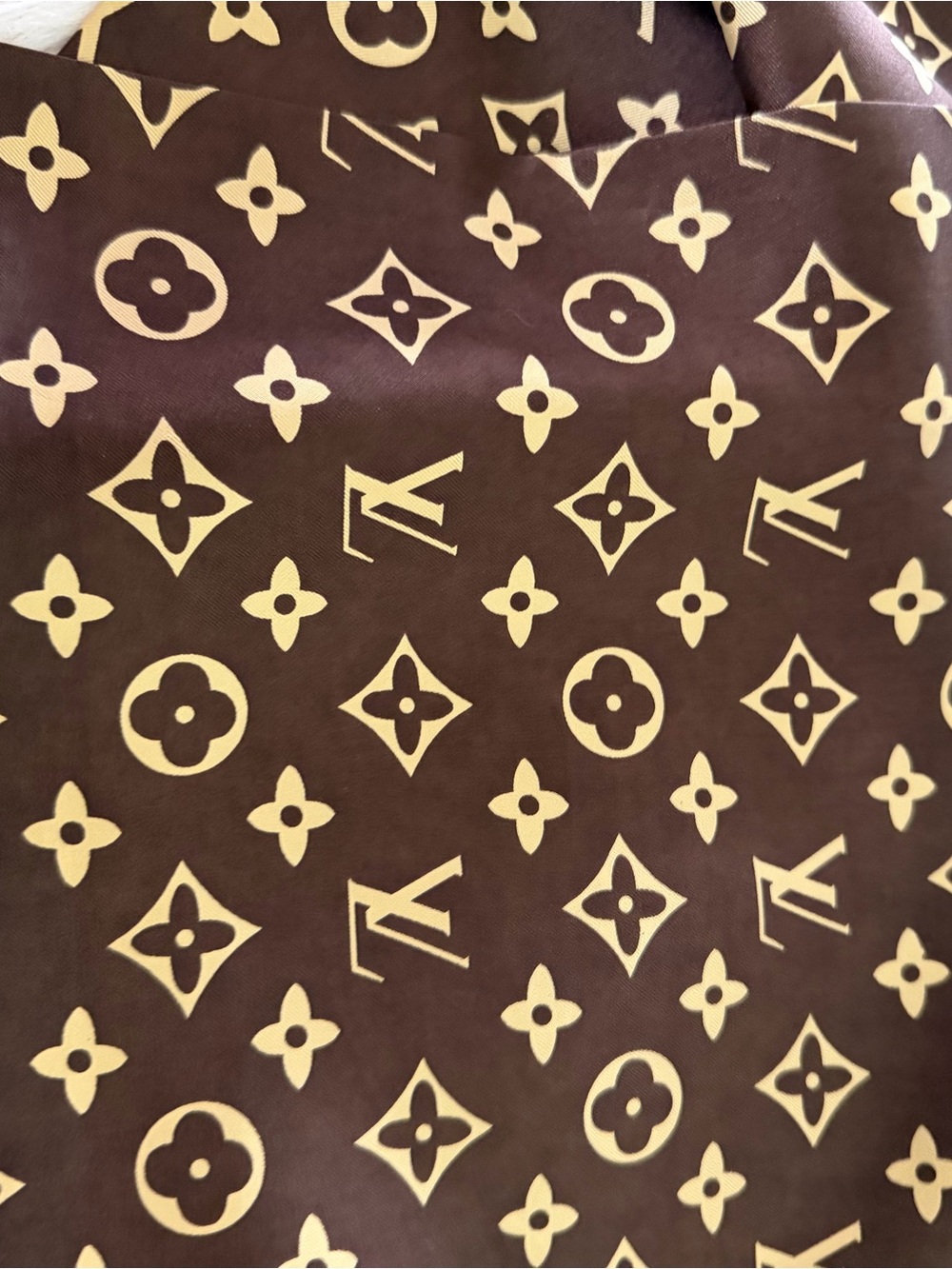Louis Vuitton Brown & gold Monogram Silk Scarf - Picture 6 of 10